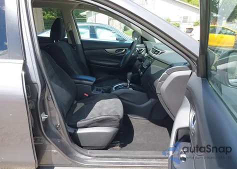 2016 Nissan Rogue Sv z USA, uszkodzony, nr VIN 5N1AT2MVXGC883302